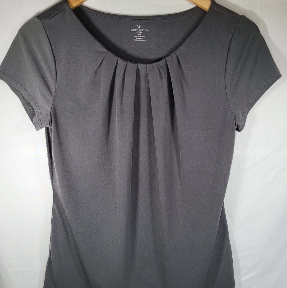 Worthington Women's Size Medium Petite Gray Short Sleeve Blouse